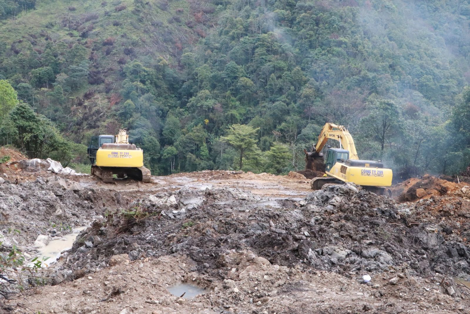 Sau 2 tháng khởi công, hầm đường bộ qua đèo dài nhất cả nước, rút ngắn thời gian từ 2 giờ xuống 11 phút có tiến độ ra sao? - Ảnh 1