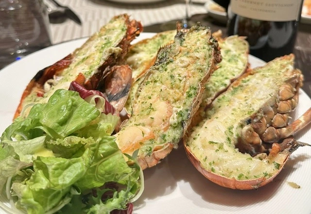 Vượt Mỹ và Canada, Việt Nam là nhà cung cấp tôm hùm số 1 cho Trung Quốc - Ảnh 1