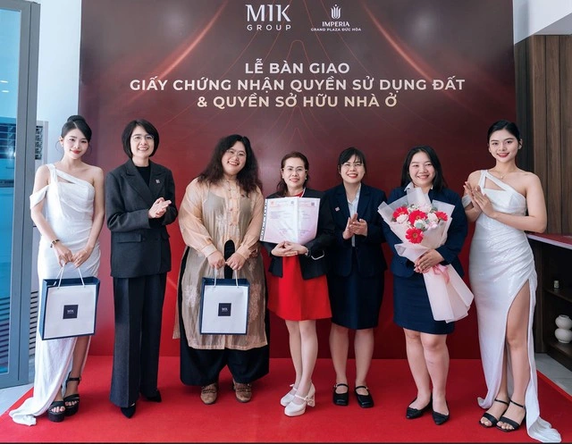 Imperia Grand Plaza Đức Hòa bàn giao sổ hồng cho gần 50 khách hàng - Ảnh 1