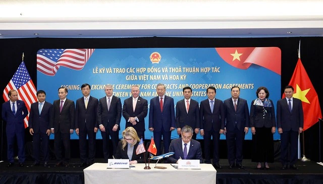 Vietnam Airlines đầu tư 50 máy bay Boeing 737-8 trị giá lên đến 8,1 tỉ đô - Ảnh 1