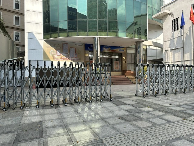 Không dễ 'săn' vàng, bạc ngày vía Thần tài - Ảnh 7