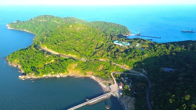 Hòn Khoai thành cực tăng trưởng chiến lược Cà Mau - Ảnh 1