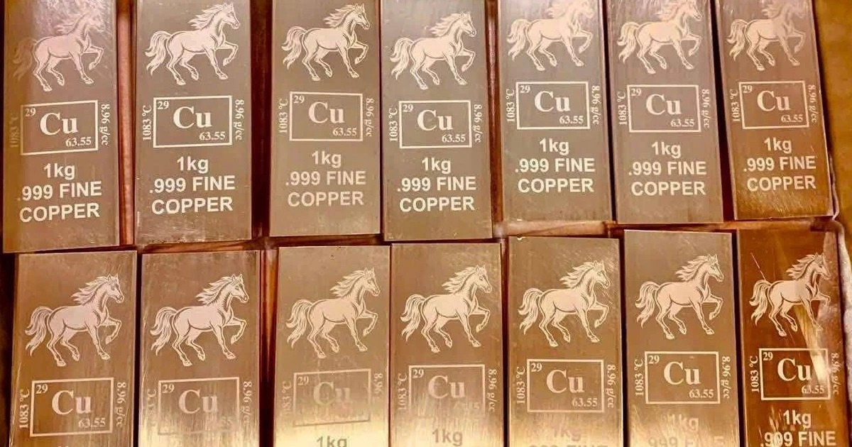 Mua đồng tích trữ rất rủi ro