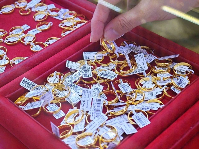 Khó 'săn' vàng Thần tài sớm - Ảnh 2