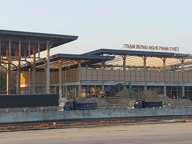 Nỗi lo cao tốc mùa tết - Ảnh 1