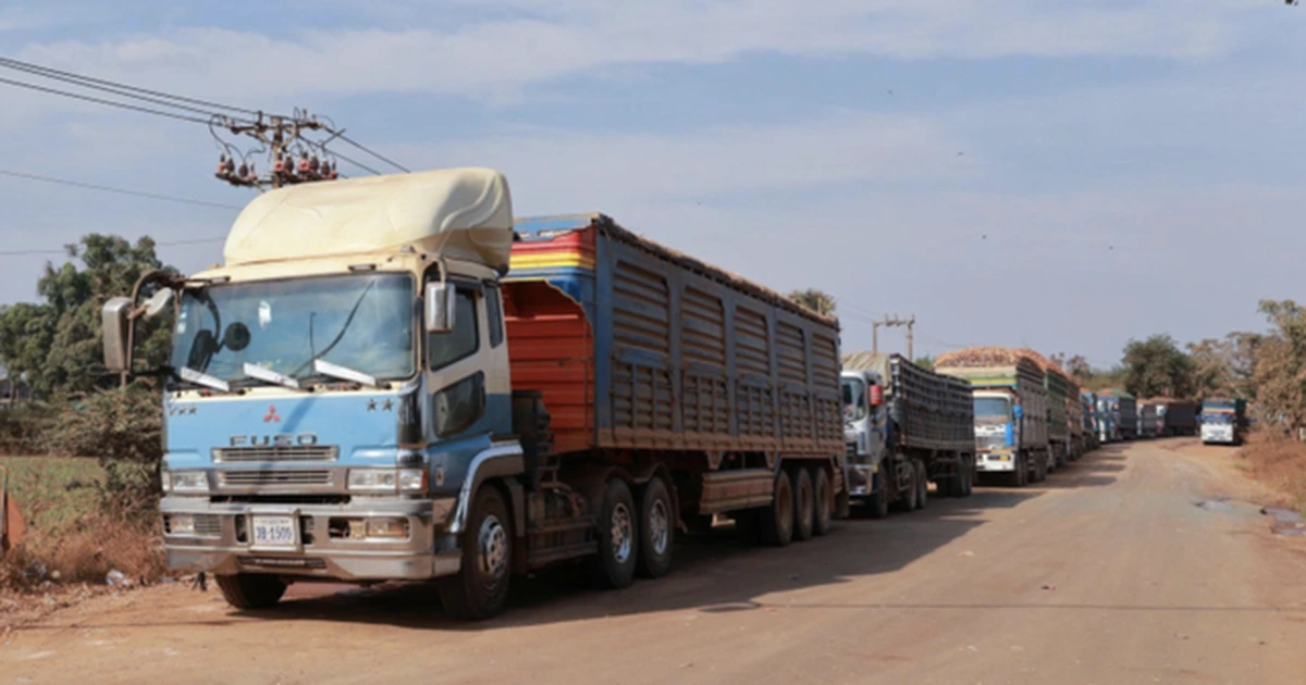 Thủ tướng yêu cầu lập đường dây nóng 24/7 tháo gỡ vướng mắc với Nghị định 46