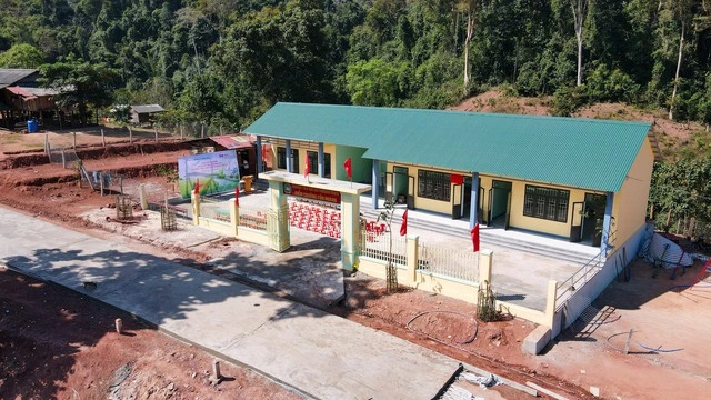 UNIQLO xây phòng học cho học sinh khó khăn ở Quảng Trị - Ảnh 2