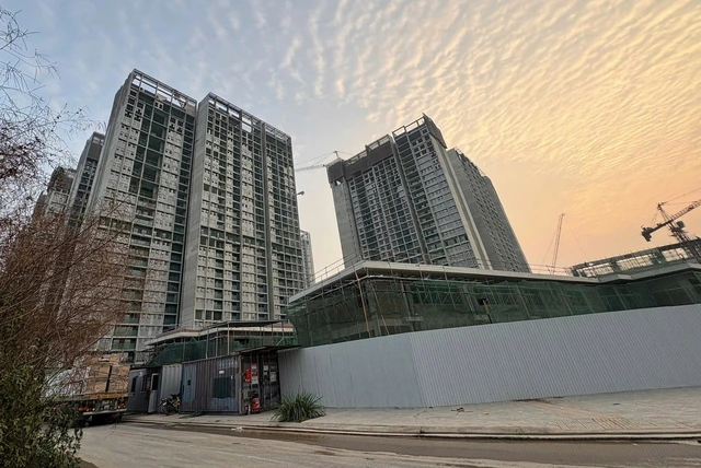 Làm sao để có 'nhà ở giá phù hợp' cho người thu nhập trung bình? - Ảnh 1