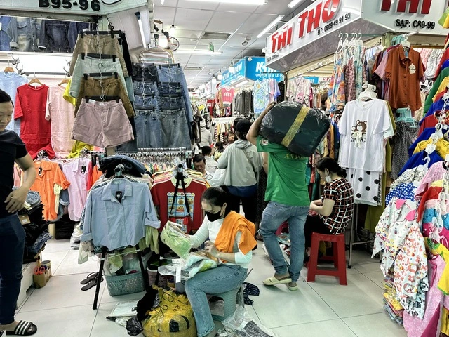 Chủ hộ kinh doanh đồng thời đi làm công ty, đóng bảo hiểm xã hội theo diện nào? - Ảnh 1