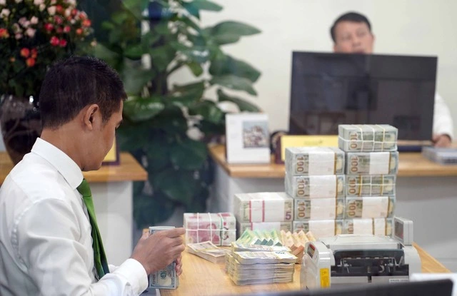 Giá USD hôm nay 15.2.2026: Đồng loạt tăng cùng euro, bảng Anh - Ảnh 1