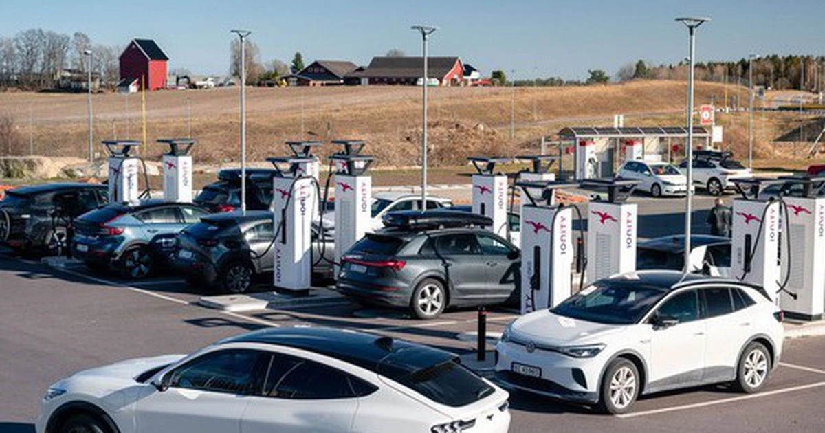 Người mua xe điện trên thế giới được hỗ trợ như thế nào?