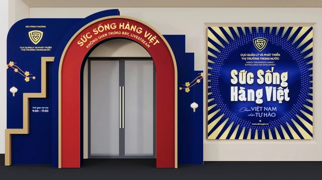 Hàng Việt sánh cùng Louis Vuitton, Hermes trên phố hàng hiệu nổi tiếng Hà Nội - Ảnh 1