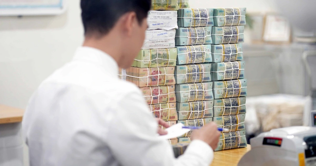 Lãi suất cho vay mua nhà đất tăng vọt