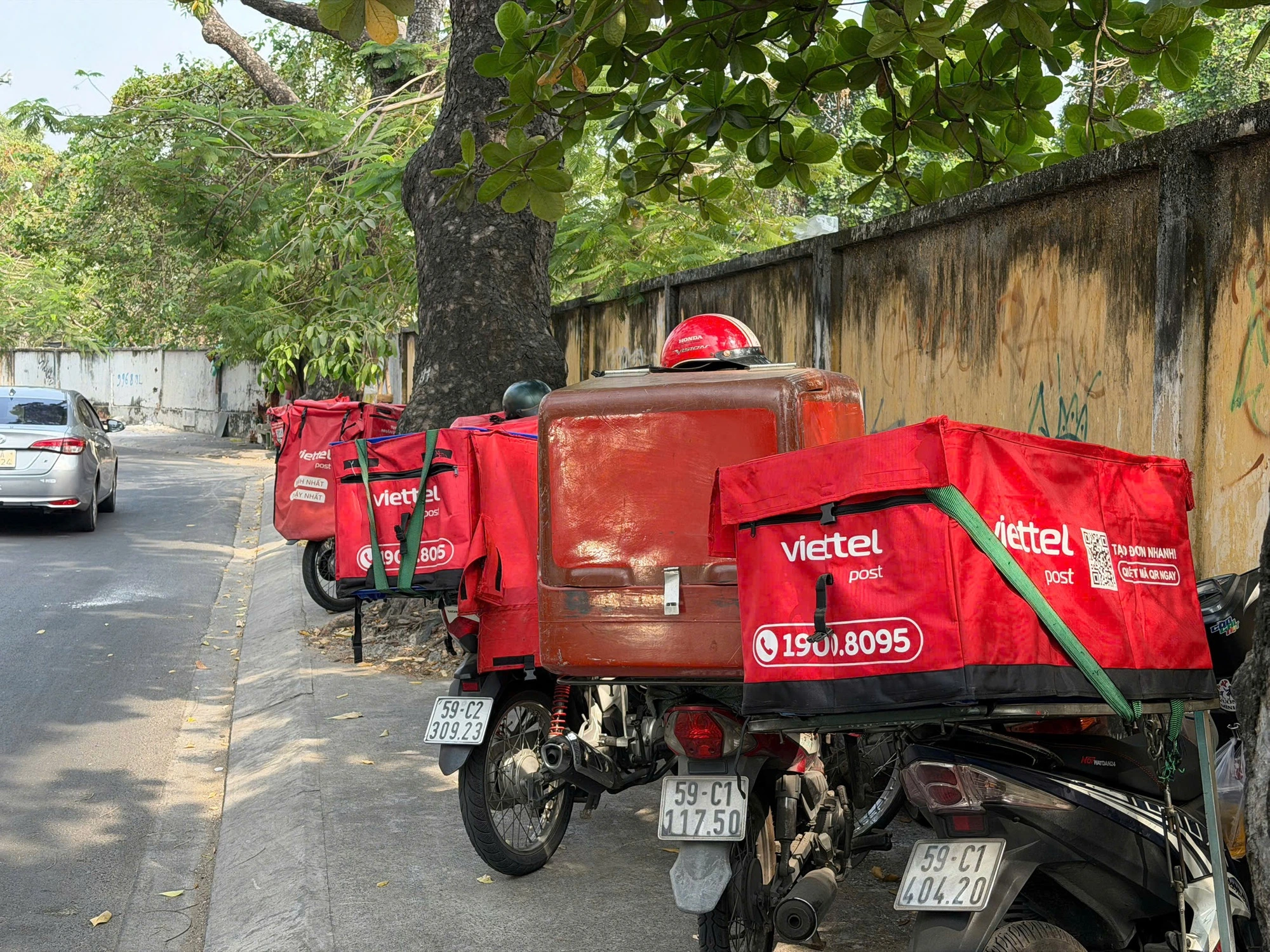 Ngành bận rộn nhất dịp cao điểm tết - Ảnh 5