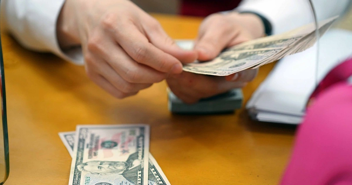 Giá USD hôm nay 9.2.2026: Đứng yên khi euro, bảng Anh bật tăng