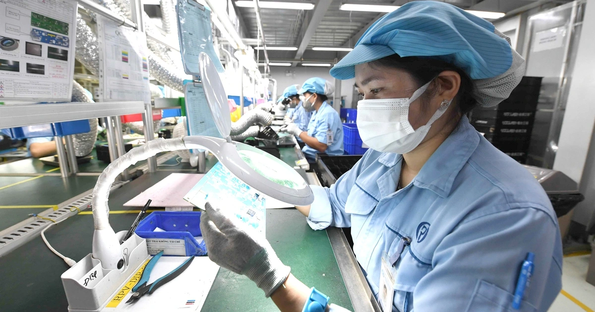 Xuất nhập khẩu tiến tới mốc 1.000 tỉ USD