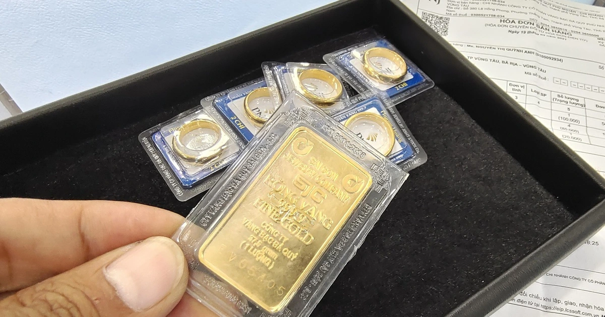 Giá vàng hôm nay 7.2.2026: Bật tăng gần 3 triệu lên sát 180 triệu đồng một lượng