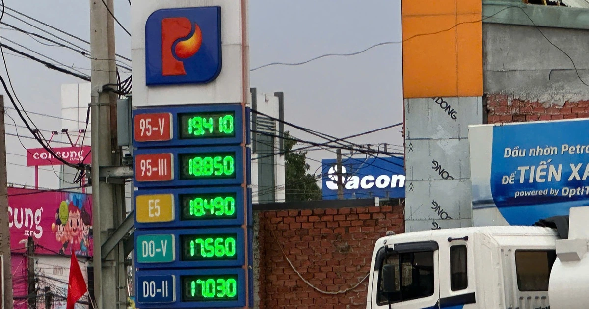 Rơi vào mùng 3 Tết, lịch điều chỉnh giá xăng dầu được dời sang ngày nào?