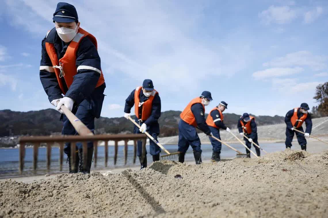 15 năm siêu thảm họa Nhật Bản: 2.519 người vẫn mất tích, 26.000 người không thể về nhà, 790.000 kỷ vật còn vô chủ và những vùng đất chết chưa thể hồi sinh - Ảnh 9