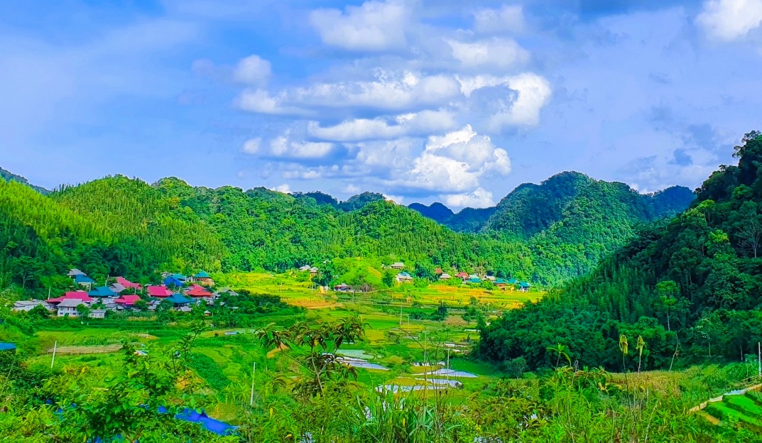 Kêu gọi đầu tư sân golf 18 lỗ ở điểm cao hơn 1.000 m được ví như "Sa Pa giữa lòng xứ Thanh" - Ảnh 2