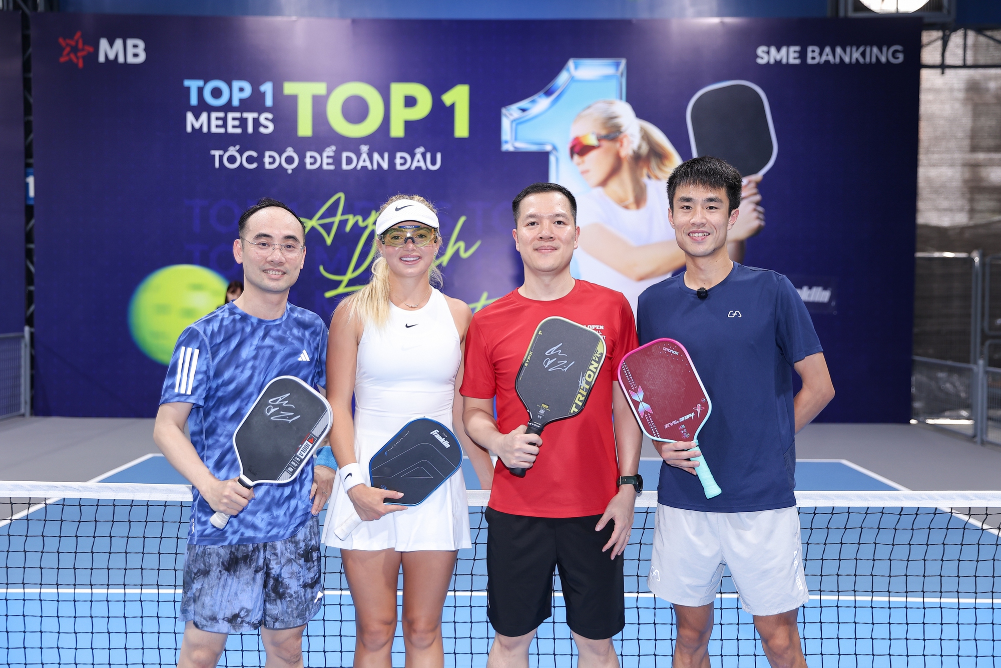 VĐV pickleball số 1 thế giới có mặt tại Việt Nam, ngân hàng Big5 là điểm đến đầu tiên - Ảnh 1