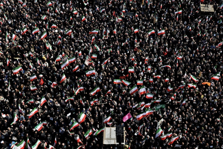 Tang thương Iran sau 15 ngày hứng đòn tấn công của Mỹ - Israel - Ảnh 1