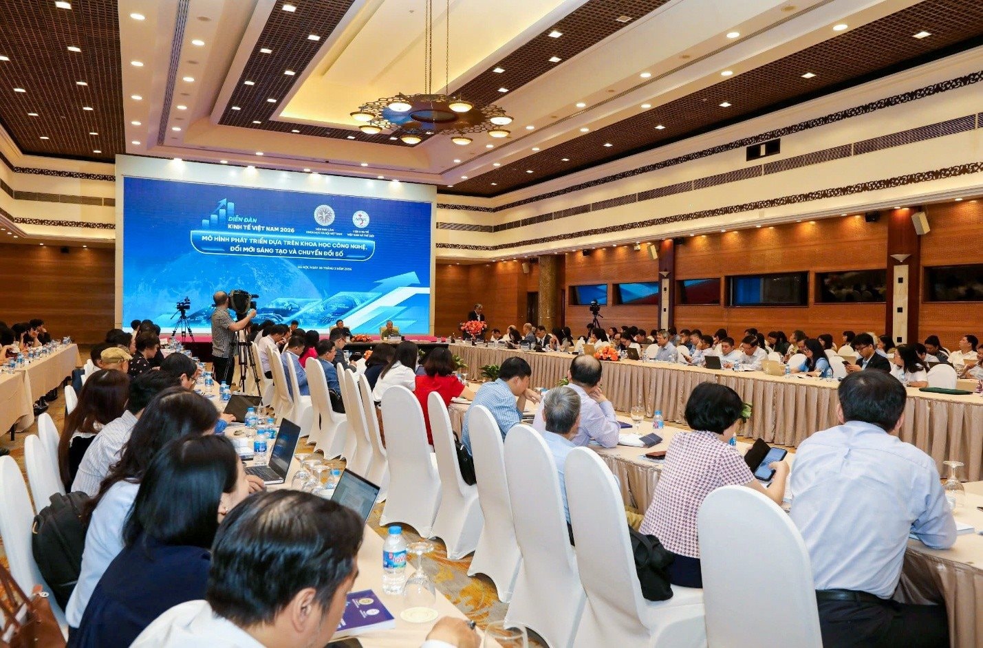 Đề xuất AI-X đưa Việt Nam hướng tới nền kinh tế AI - Ảnh 2