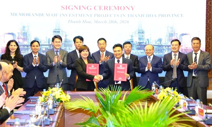 Tập đoàn FLC ký ghi nhớ đầu tư 2 dự án hơn 1 tỉ USD tại Thanh Hóa - Ảnh 2