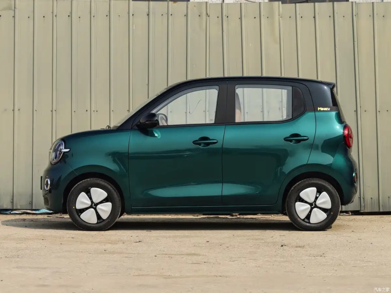 Wuling Mini EV 2026 ra mắt: Giá tương đương SH 350i, đi xa gấp đôi bản cũ, hết cảnh cắm sạc qua đêm - Ảnh 5