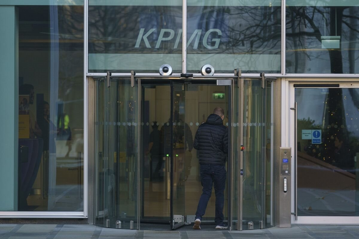 Một công ty kiểm toán trong Big Four sắp cắt giảm 600 việc làm, nhân viên được thông báo trong cuộc họp khẩn hôm thứ 6 - Ảnh 1