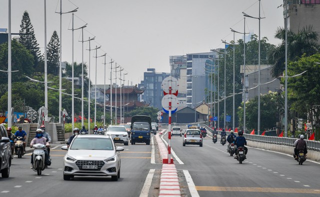 Thông tin mới tại 'siêu cầu' gần 20.000 tỷ đồng qua sông Hồng do liên danh Vingroup xây dựng - Ảnh 1