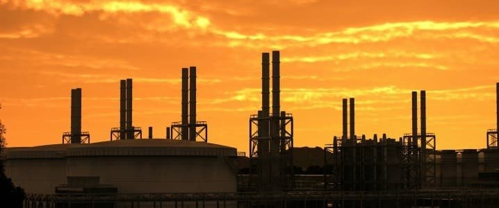 Quốc gia 'anh cả' của OPEC: Giá dầu có thể lên 180 USD/thùng nếu xung đột Iran kéo dài đến tháng 4 - Ảnh 2