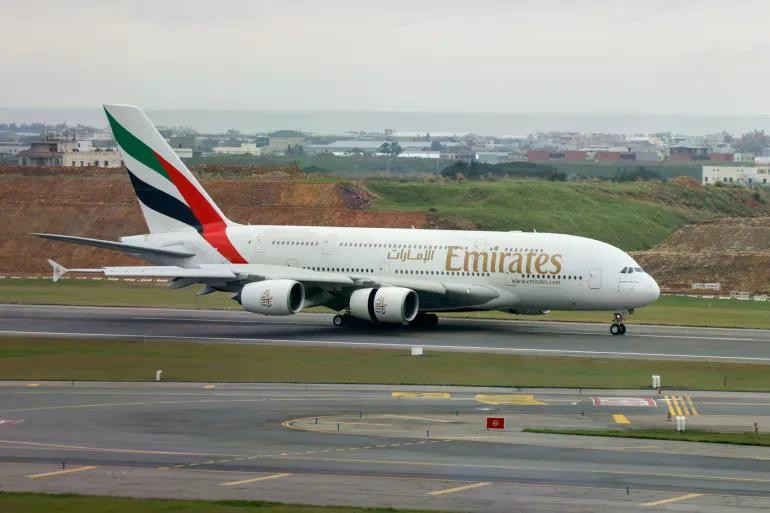 Làn sóng thuê chuyên cơ 'tháo chạy' khỏi Trung Đông, giá nào cũng được - Ảnh 2