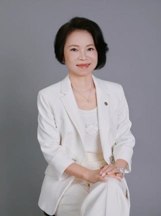 Nóng: Forbes công bố danh sách tỷ phú năm 2026, vợ và em vợ ông Phạm Nhật Vượng lần đầu tiên góp mặt - Ảnh 2