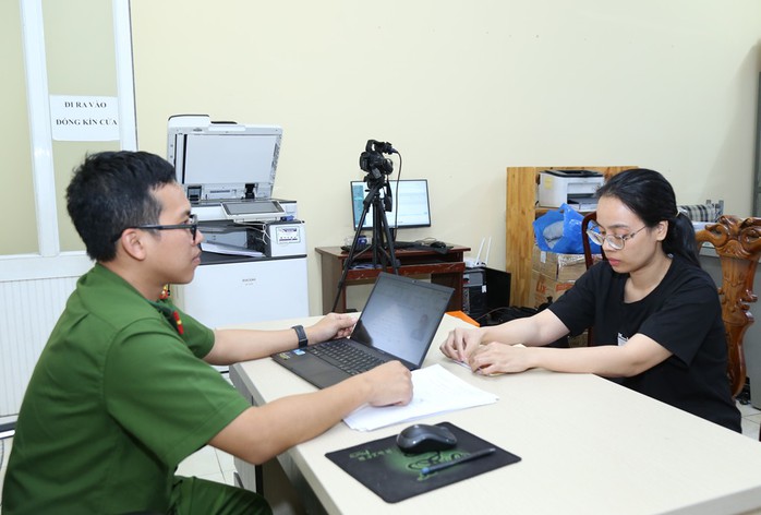 Bắt 9 đối tượng mua bán trái phép hoá đơn hơn 6.000 tỉ đồng - Ảnh 2