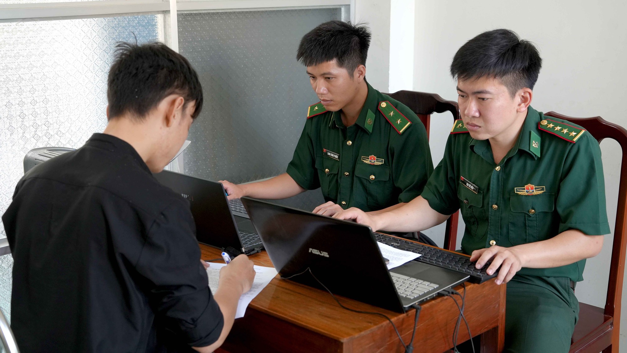 Khởi tố Chủ tịch, Tổng Giám đốc, Giám đốc, Kế toán, Trưởng phòng, đăng kiểm viên, cán bộ thú y, môi trường... - Ảnh 12