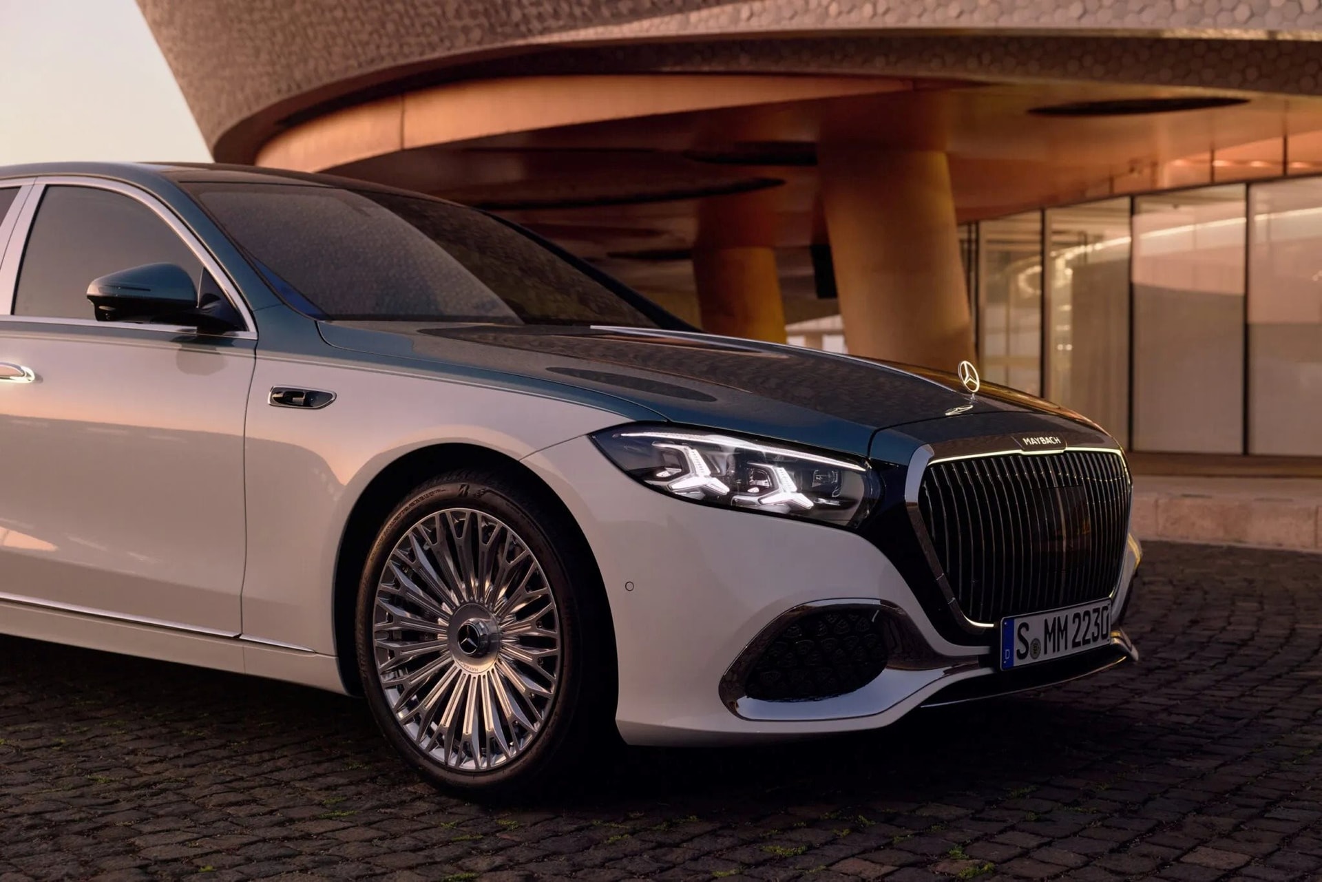 Maybach S-Class 2026 ra mắt: Khoang nội thất hạng thương gia, có AI để trò chuyện và hệ thống treo biết 'ghi nhớ' ổ gà - Ảnh 3