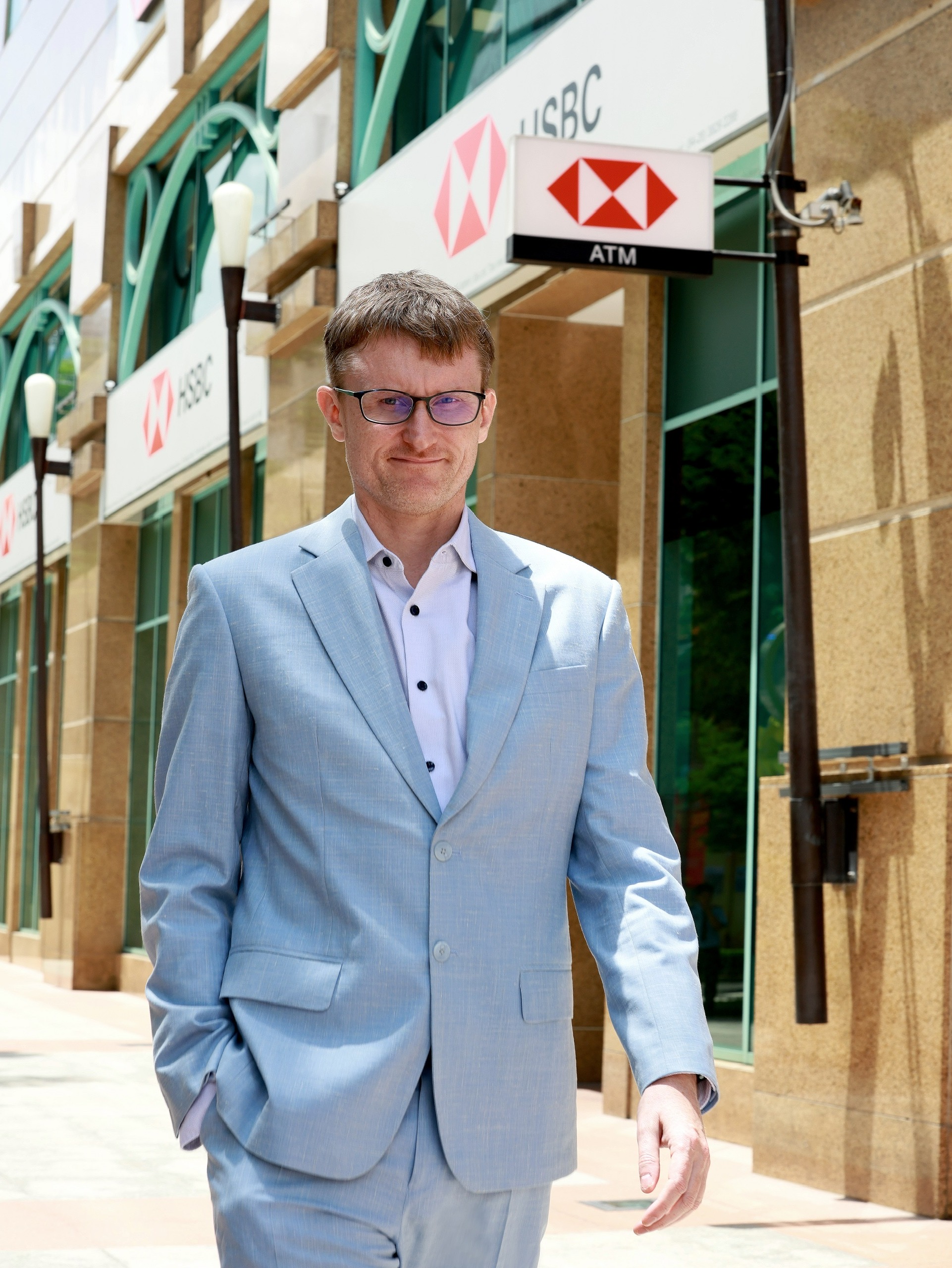 Sếp HSBC Việt Nam, Vietcombank, BIDV nói về quản lý rủi ro trong thời kỳ bất định - Ảnh 1