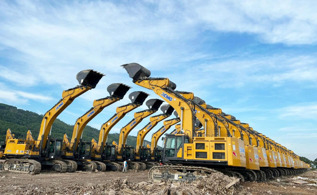 Tập đoàn Vingroup bắt tay doanh nghiệp cung cấp máy móc tại siêu dự án 18 tỷ USD chưa từng có tại Việt Nam - Ảnh 1