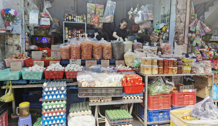 Nhà cung cấp đòi tăng giá hàng hóa, siêu thị nỗ lực giữ giá, hỗ trợ người mua - Ảnh 3