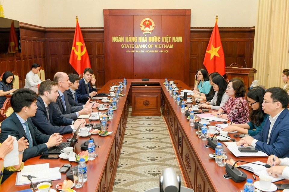 Thống đốc Nguyễn Thị Hồng: Việt Nam không đánh đổi ổn định kinh tế vĩ mô để lấy tăng trưởng trong ngắn hạn - Ảnh 1