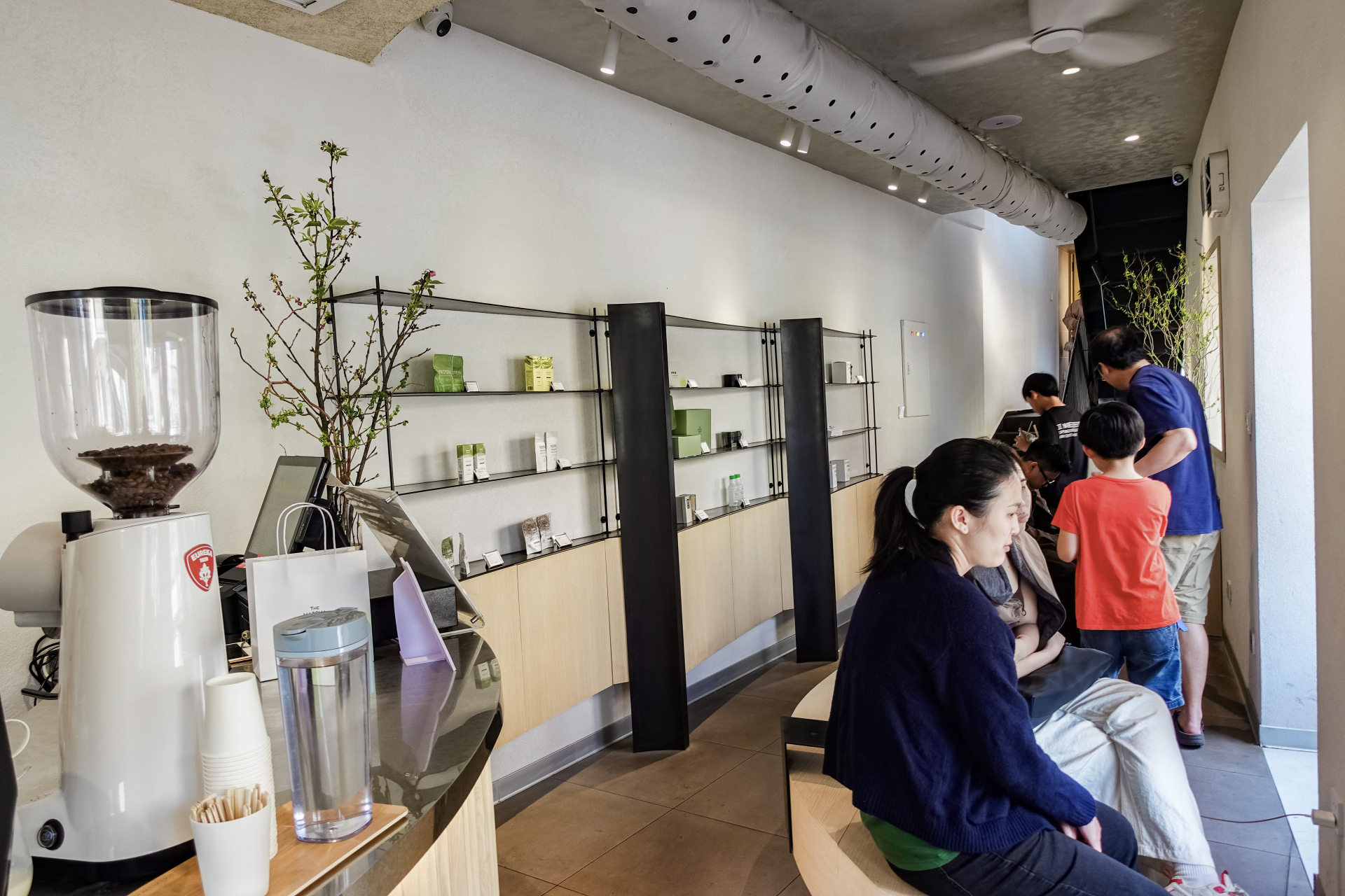 Hàng matcha đắt nhất nhì Việt Nam cân từng viên đá khi pha chế, tháng nào cũng có chuyên gia về kiểm tra - Ảnh 3