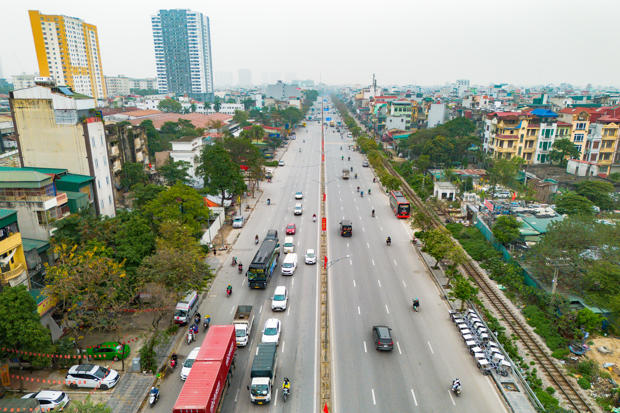 Toàn cảnh trục đường sẽ được đầu tư 153.000 tỷ để mở rộng lên 90 m, nối trung tâm Hà Nội với đại đô thị lớn nhất Việt Nam của Vinhomes - Ảnh 3