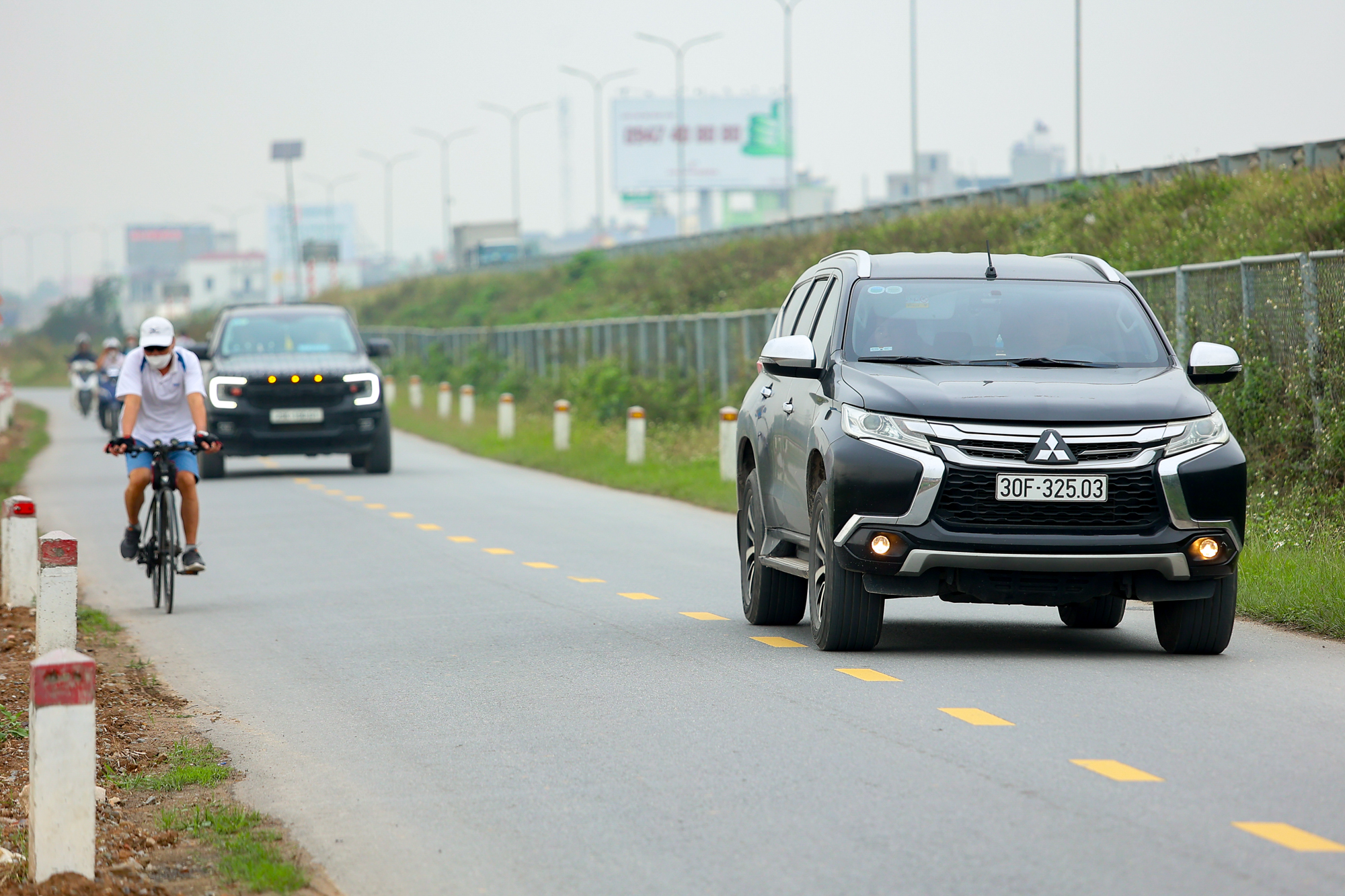 Toàn cảnh tuyến đường tốc độ cao đầu tiên của Việt Nam sắp được đầu tư 22.000 tỷ, kết nối Hà Nội với đại đô thị lớn nhất của Vinhomes - Ảnh 3