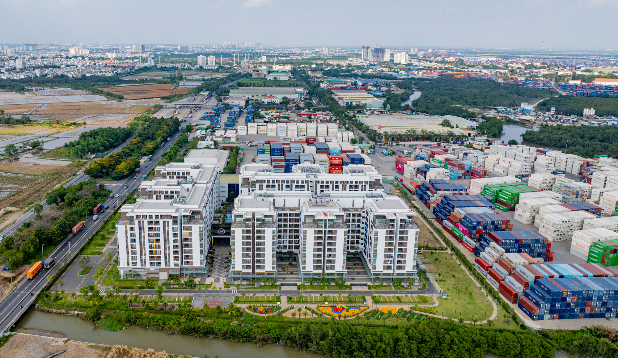 5 phút đi thăm 3 dự án nhà ở xã hội "hot" bậc nhất TP.HCM: Nơi có tiện ích như resort, nơi tỷ lệ chọi cao hơn thi đại học - Ảnh 3