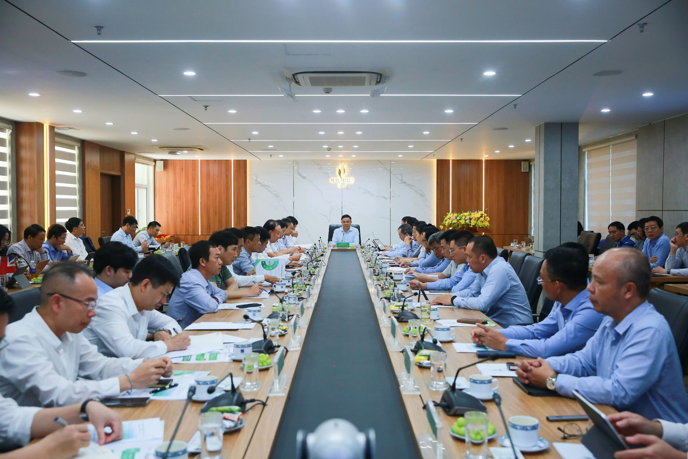 Quyền Bộ trưởng Công Thương nói về việc đảm bảo an ninh năng lượng - Ảnh 1