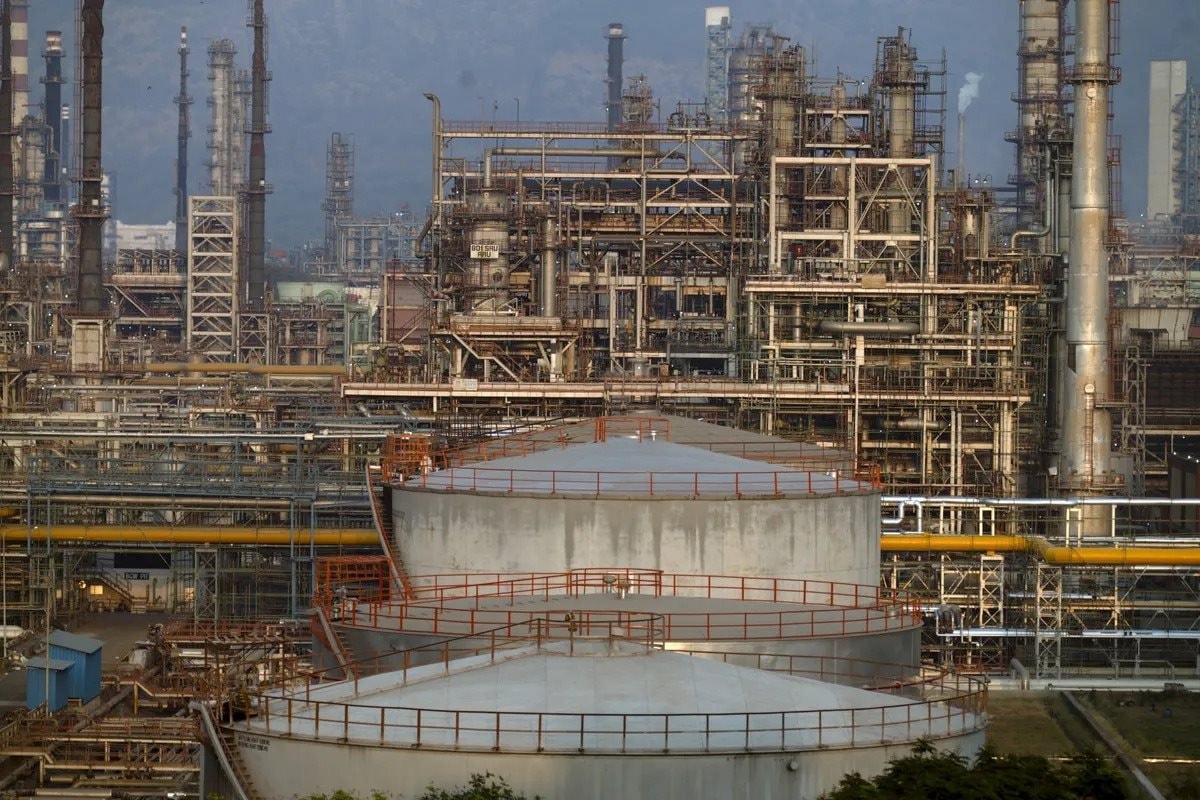 410 triệu thùng dầu dự trữ của IEA bắt đầu xuất kho, ưu tiên cung ứng ngay cho thị trường Châu Á - Ảnh 1