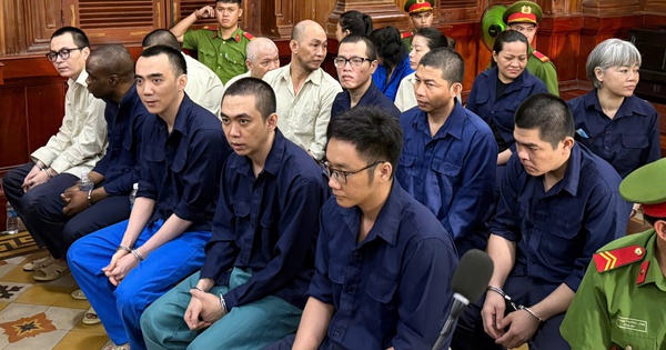 Xét xử vụ án xuyên quốc gia: Phơi bày mạng lưới "ngân hàng ngầm" ở TPHCM