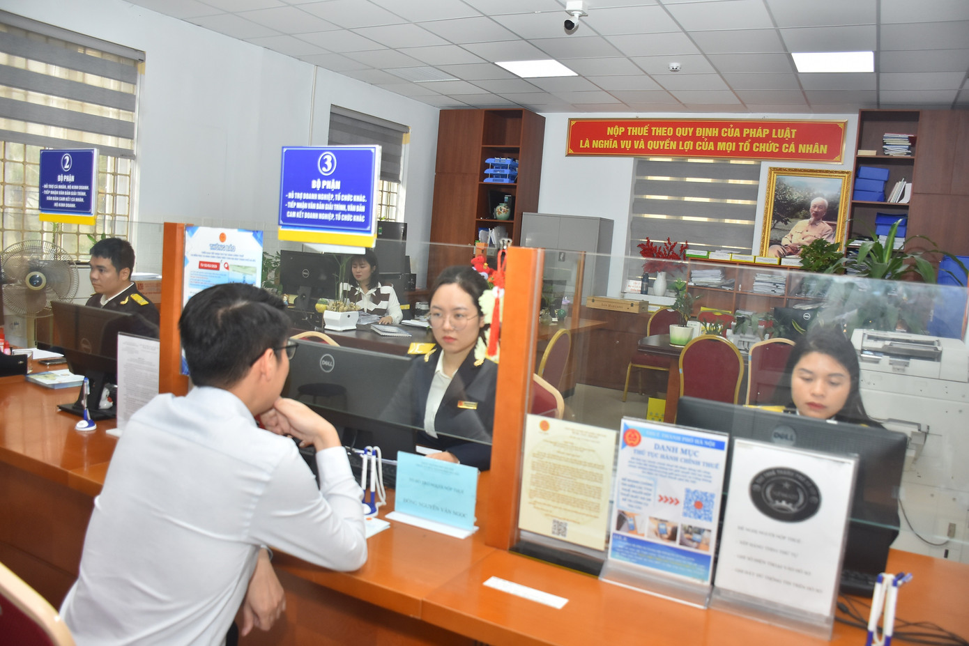 Lý do bắt buộc chuyển khoản từ 5 triệu đồng/lần - Ảnh 2