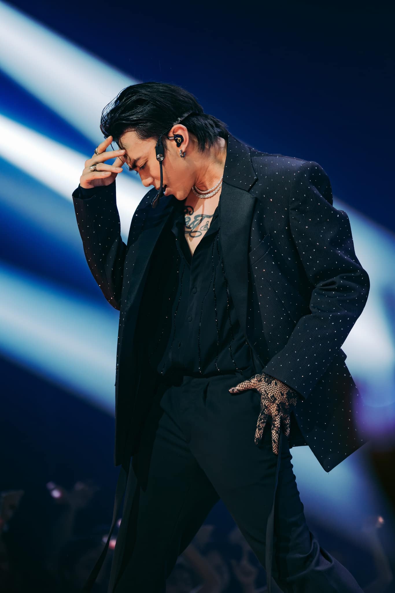 Chủ tịch ACB Trần Hùng Huy lại gây sốt: “Cứ như Soobin Hoàng Sơn phiên bản chủ tịch ngân hàng vậy” - Ảnh 7